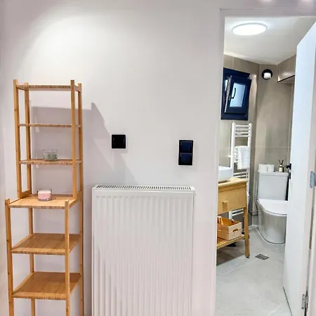 Apartment Martiou Urban Metro Loft W Private Entrance 2 Min To Metro Thessaloniki