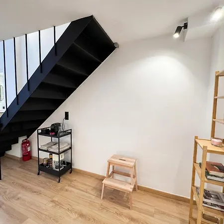 Apartment Martiou Urban Metro Loft W Private Entrance 2 Min To Metro *