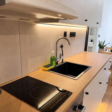 Martiou Urban Metro Loft W Private Entrance 2 Min To Metro