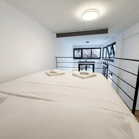 Martiou Urban Metro Loft W Private Entrance 2 Min To Metro Apartment Thessaloniki