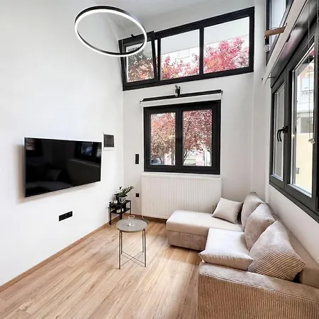 Martiou Urban Metro Loft W Private Entrance 2 Min To Metro